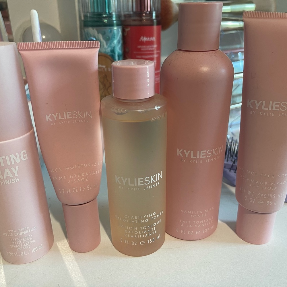 Kylie Cosmetics Pink Toner Makeup